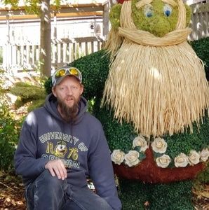 Meet your Posher, Casey